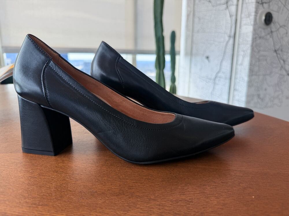 Paul Green Black Yvette Pump in Soft Nappa Leather - Size 10.5, NWOB